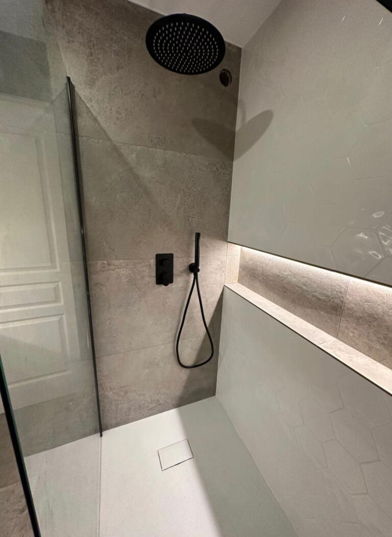 Renovation-salle-de-bain-douche-italienne
